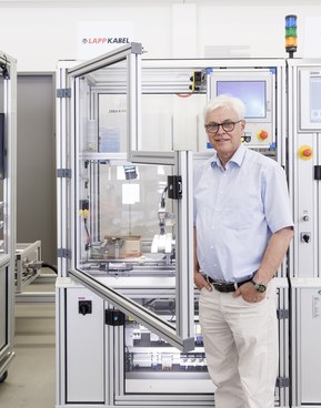 Prof. Zühlke: Prof. Zühlke, Head of SmartFactoryKL Prof. Zühlke: Prof. Zühlke, Head of SmartFactoryKL