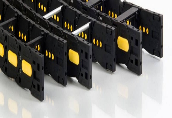 Prednosti LAPP ÖLFLEX® CONNECT konfekcioniranih kabelskih rešitev