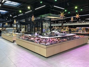 Wica Cold AB à Vislanda, dans le sud de la Suède, utilise des tuyaux à sertir et des marqueurs de câbles de FLEXIMARK®. Wica Cold AB à Vislanda, dans le sud de la Suède, utilise des tuyaux à sertir et des marqueurs de câbles de FLEXIMARK®.