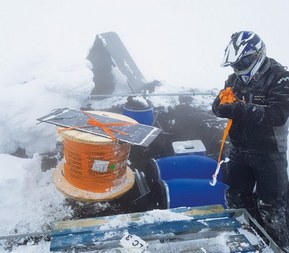 Les conditions au sommet de l'Hekla, à près de 1 500 m d'altitude, sont particulièrement exigeantes pour le matériel.
(© Institut météorologique islandais) Les conditions au sommet de l'Hekla, à près de 1 500 m d'altitude, sont particulièrement exigeantes pour le matériel.
(© Institut météorologique islandais)