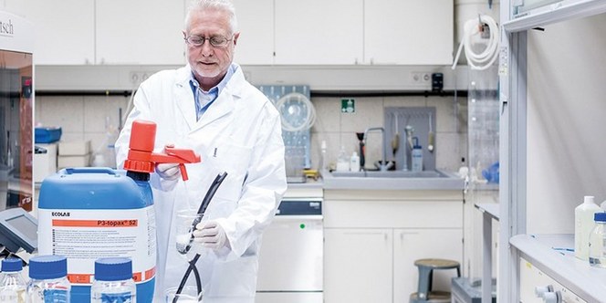 Lapp utfører grundige tester for å garantere kvaliteten på sine produkter Lapp utfører grundige tester for å garantere kvaliteten på sine produkter