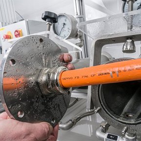 L2-cable-glands-IP-protection-test-water