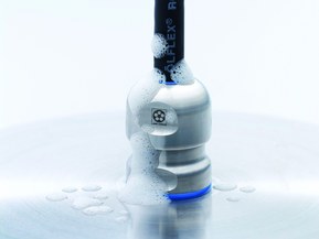 Die Edelstahl-Kabelverschraubung SKINTOP® HYGIENIC wurde speziell für den Einsatz in der Lebensmittel- und Getränkeindustrie entwickelt Die Edelstahl-Kabelverschraubung SKINTOP® HYGIENIC wurde speziell für den Einsatz in der Lebensmittel- und Getränkeindustrie entwickelt