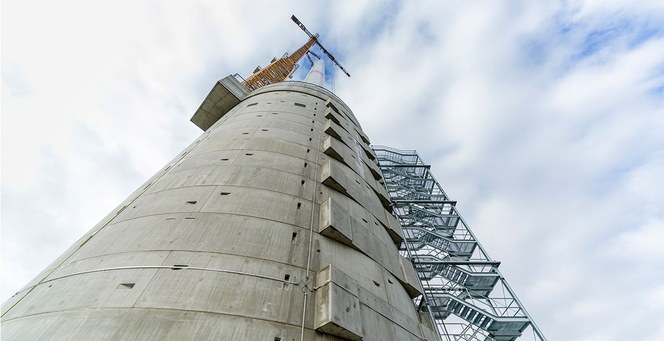 Самые высокие в мире ветрогенераторы расположены в г. Гайльдорф. Самые высокие в мире ветрогенераторы расположены в г. Гайльдорф.