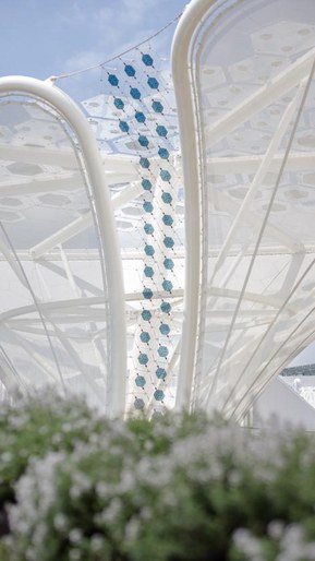 На выставке Expo 2015 в Милане: генерирующие энергию солнечные деревья - центральная тема Немецкого павильона