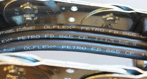 ÖLFLEX® PETRO FD 865 CP i rustfritt kjede fra KABELSCHLEPP. 
Bedre blir det ikke!